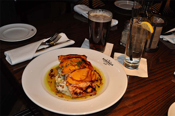 The Robinson Ale House Red Bank Photo Gallery Image