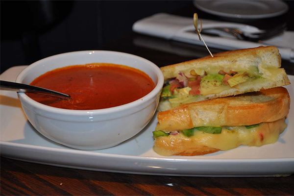 The Robinson Ale House Red Bank Photo Gallery Image